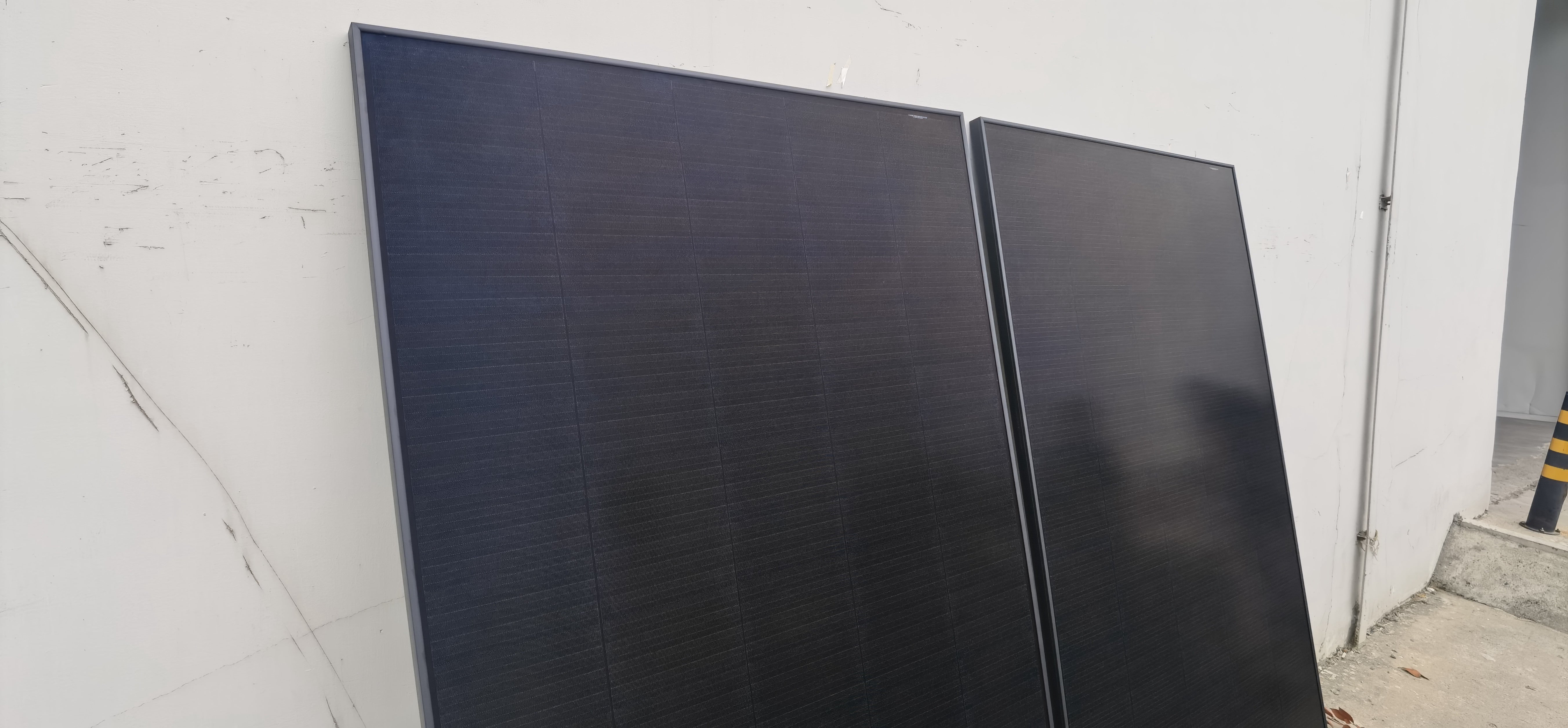Eco Delta Power Co., Ltd. - Solarmodul - ECO-415-430M-44SCF ECO-430M-44SCF - Art. 192703