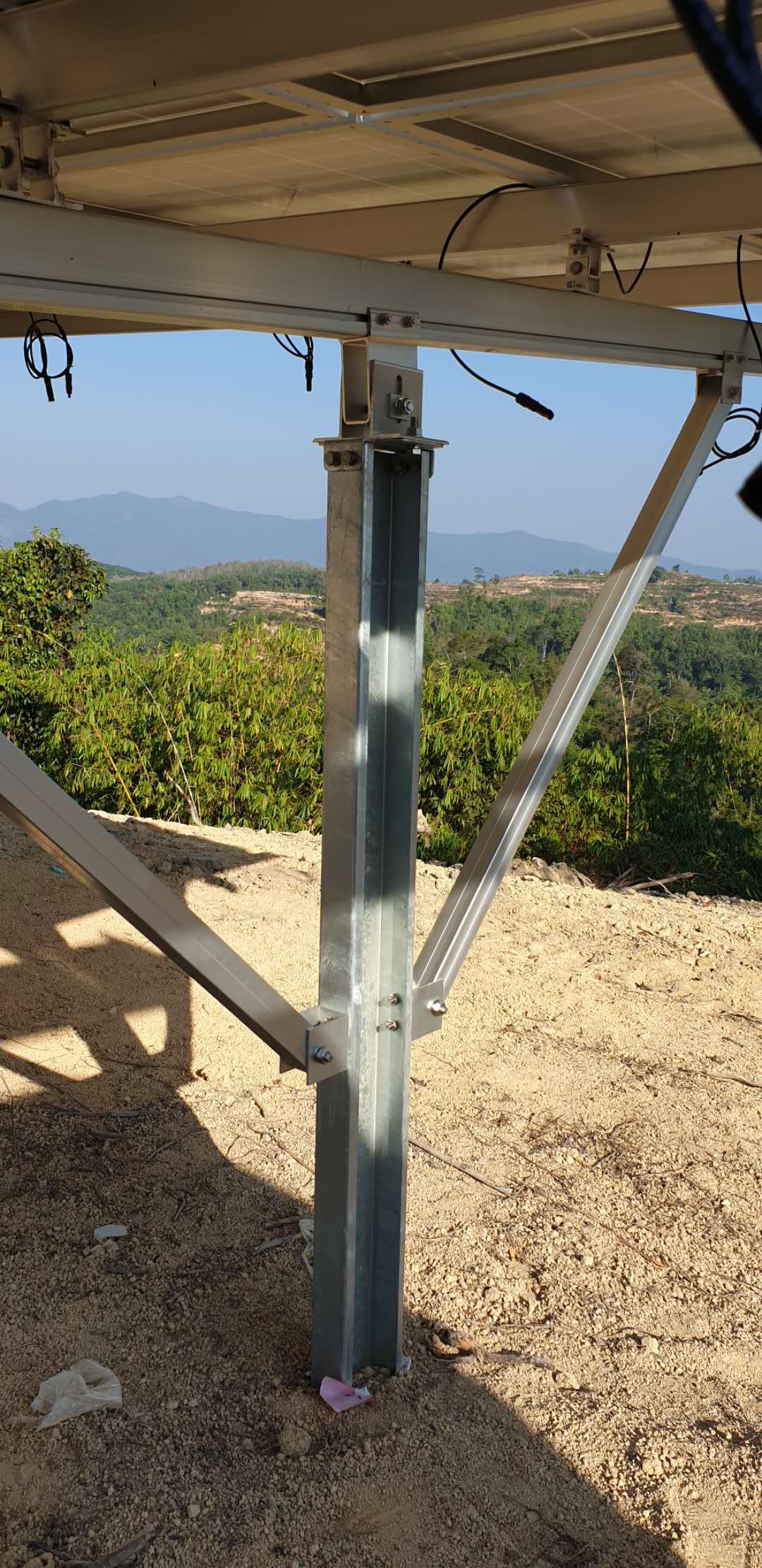 Xiamen Solar First Energy Technology Co., Ltd. - Montagesysteme - Ramming Pile Ground Mount Ramming Pile Ground Mount - Art. 6614